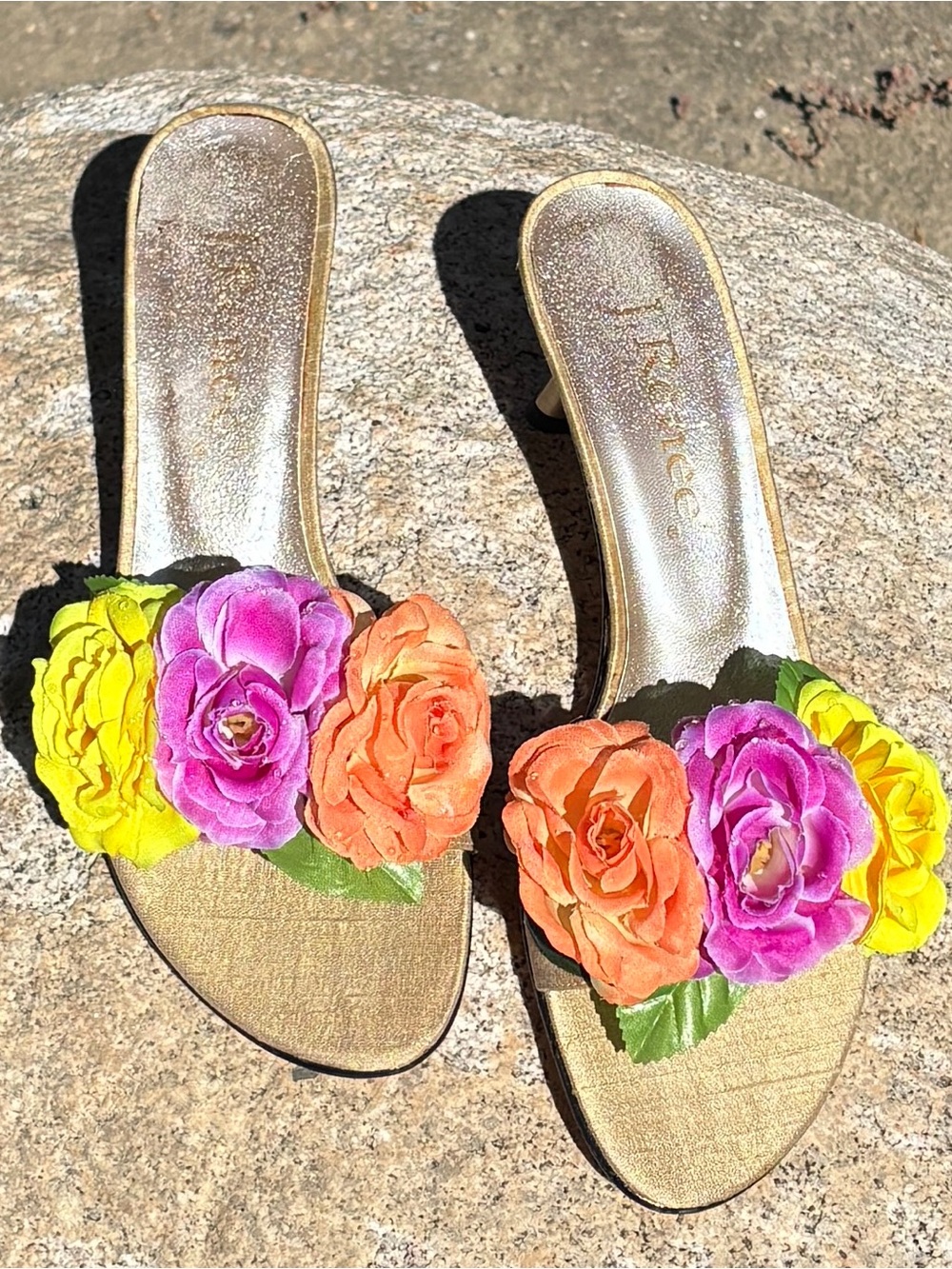 Women’s Size 8.5. J. Renee Gold Floral Slide Heels with Multicolor Flowers - Picture 2 of 11